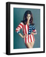 Myra Breckinridge De Michaelsarne Avec Raquel Welch, 1970-null-Framed Photo