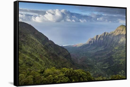 Na Pali Coast, Kauai, Hawaii-Paul Souders-Framed Stretched Canvas