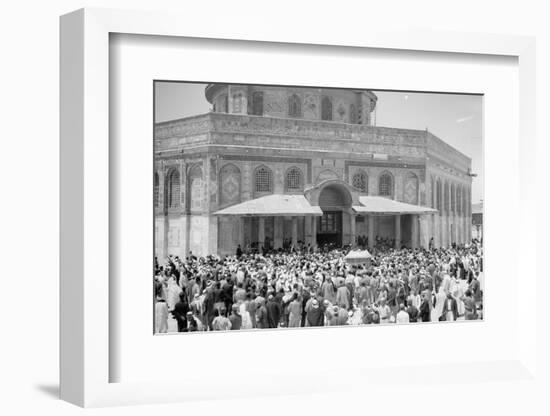 Nahas Pasha's visit to Dome of the Rock, 1943-null-Framed Photographic Print