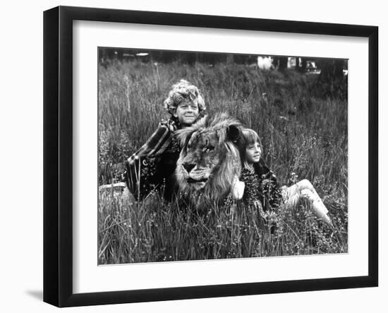 Napoleon and Samantha Avec Johnny Whitaker Et Jodie Foster 1972-null-Framed Photo