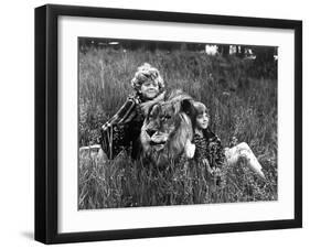 Napoleon and Samantha Avec Johnny Whitaker Et Jodie Foster 1972-null-Framed Photo