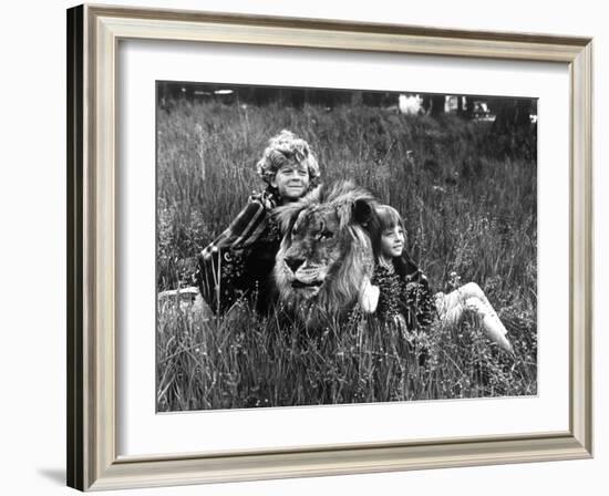 Napoleon and Samantha Avec Johnny Whitaker Et Jodie Foster 1972-null-Framed Photo