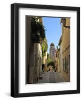 Narrow Back Street, St. Tropez, Var, Provence, Cote D'Azur, France, Europe-Peter Richardson-Framed Photographic Print