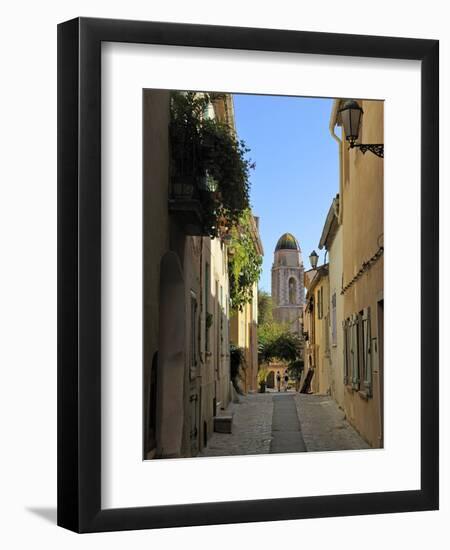 Narrow Back Street, St. Tropez, Var, Provence, Cote D'Azur, France, Europe-Peter Richardson-Framed Photographic Print