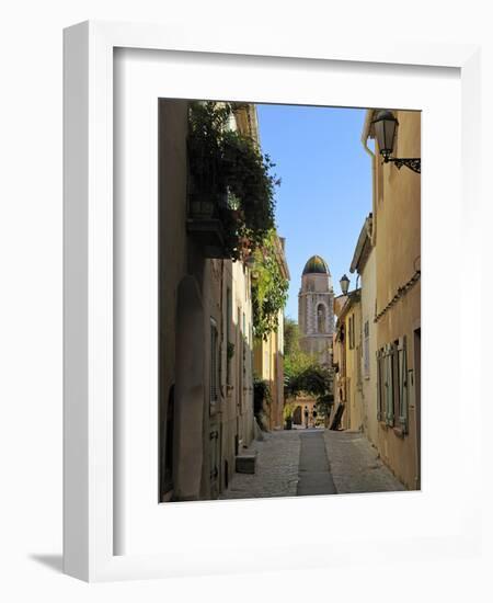 Narrow Back Street, St. Tropez, Var, Provence, Cote D'Azur, France, Europe-Peter Richardson-Framed Photographic Print