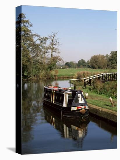 Narrow Boat Moored Waiting to Enter Craft Lock, Sutton Green, Surrey, England-Pearl Bucknall-Stretched Canvas