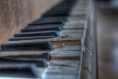 Old Piano-Nathan Wright-Photographic Print