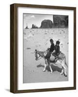 Native American Indian Children-Loomis Dean-Framed Photographic Print