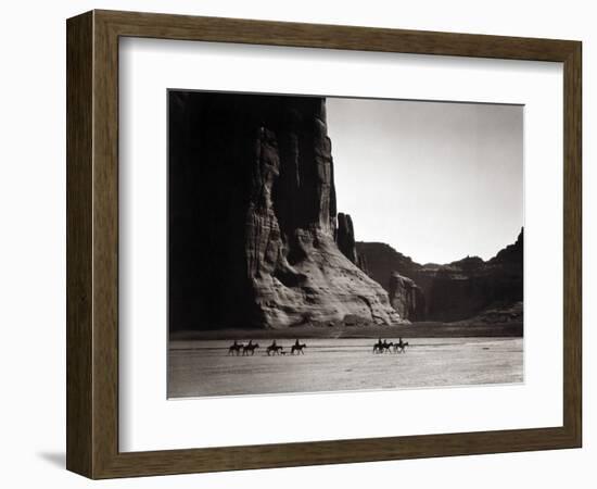 Navajos: Canyon De Chelly, 1904-Edward S^ Curtis-Framed Photographic Print