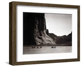 Navajos: Canyon De Chelly, 1904-Edward S^ Curtis-Framed Photographic Print