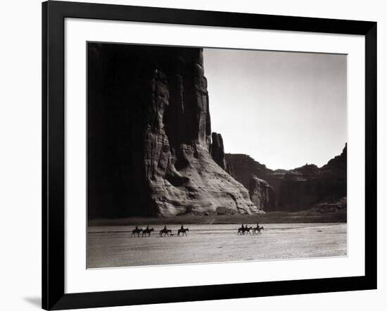 Navajos: Canyon De Chelly, 1904-Edward S^ Curtis-Framed Photographic Print