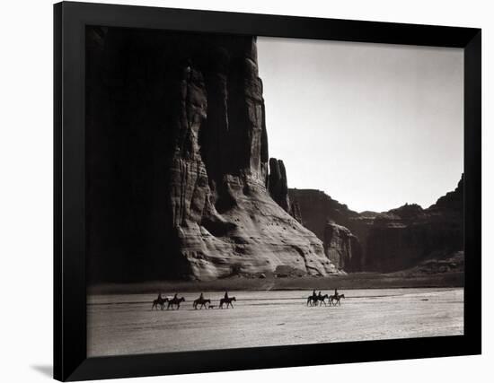 Navajos: Canyon De Chelly, 1904-Edward S^ Curtis-Framed Photographic Print