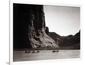 Navajos: Canyon De Chelly, 1904-Edward S^ Curtis-Framed Photographic Print