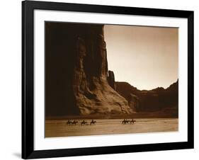 Navajos, Canyon De Chelly, c.1904-Edward S^ Curtis-Framed Photographic Print