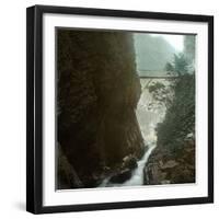 Near Lauterbrunnen (Switzerland), the Gorges of the Alpbach in the Lauterbrunnen Valley-Leon, Levy et Fils-Framed Photographic Print