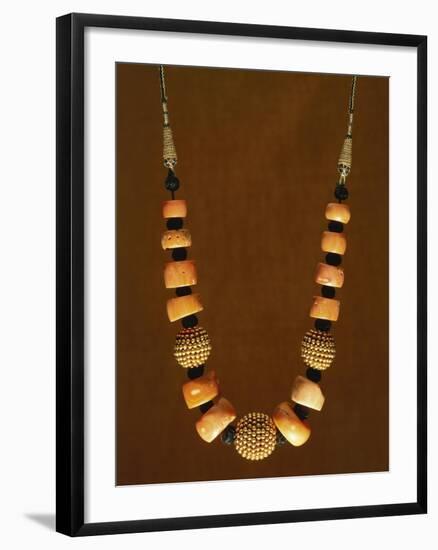 Necklace in Macro-Granular Wrought Gold and Coral, Yemen, 19th-20th Century-null-Framed Giclee Print
