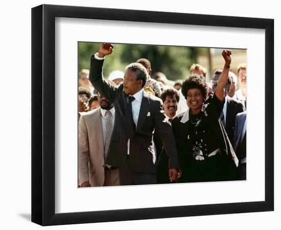 Nelson Mandela and Winnie Mandela-Greg English-Framed Photographic Print