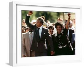Nelson Mandela and Winnie Mandela-Greg English-Framed Photographic Print