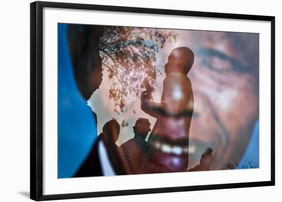 Nelson Mandela-Ben Curtis-Framed Photographic Print