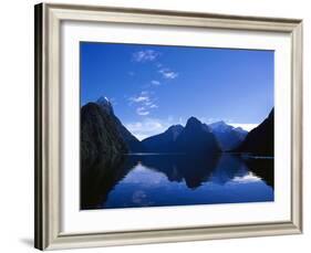 Neuseeland, Sv¼dinsel, Milford Sound, Berglandschaft, Mitre Peak, New Zealand, See-Thonig-Framed Photographic Print