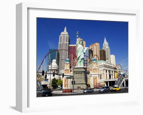 Nevada, Las Vegas, Statue of Liberty and New York New York City Skyline Reproduction, USA-Christian Kober-Framed Photographic Print