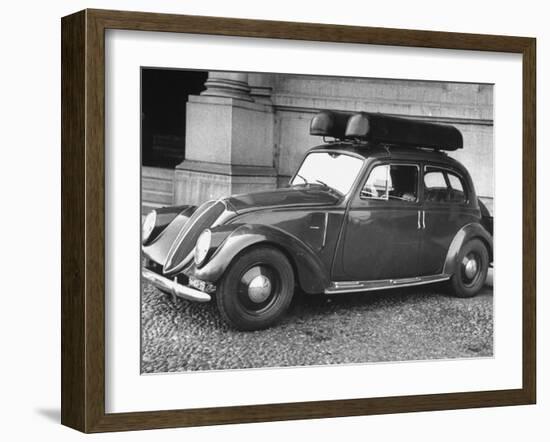 New Fiat Car-Carl Mydans-Framed Photographic Print