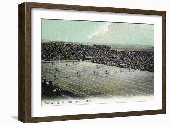 New Haven, Connecticut - Football Game at Yale Bowl-Lantern Press-Framed Art Print