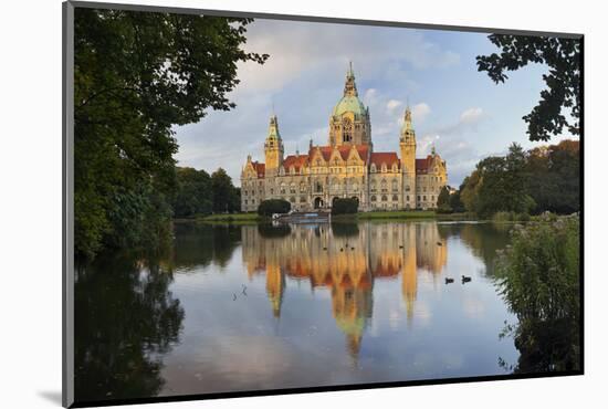 New Town Hall, Maschteich, Machpark, Hanover, Lower Saxony, Germany-Rainer Mirau-Mounted Photographic Print