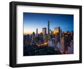 New York City - Amazing Sunrise over Central Park and Upper East Side Manhattan - Birds Eye / Aeria-dellm60-Framed Photographic Print