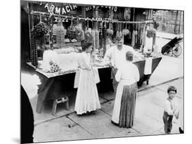 New York City, Vendor with Wares Displayed, Little Italy, 1900s-null-Mounted Art Print