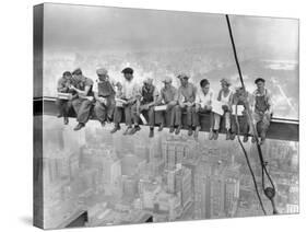 New York Construction Workers Lunching on a Crossbeam-null-Stretched Canvas