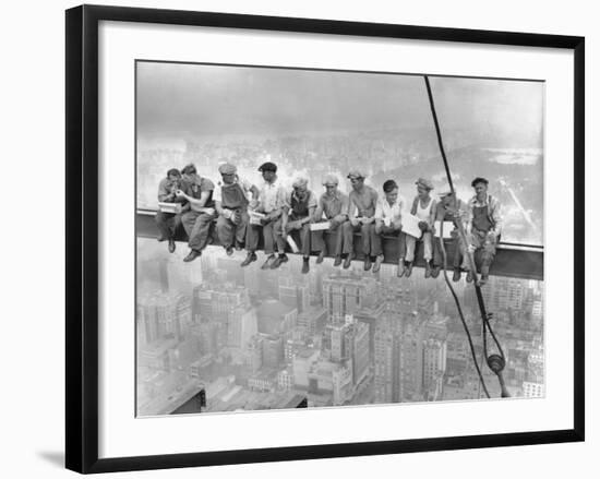 New York Construction Workers Lunching on a Crossbeam-null-Framed Premium Photographic Print