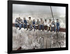 New York Construction Workers Lunching on a Crossbeam-null-Framed Photographic Print