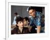 NEW-YORK NEW-YORK, 1980 directed by MARTIN SCORSESE Liza Minnelli and Robert by Niro (photo)-null-Framed Photo