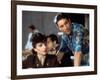 NEW-YORK NEW-YORK, 1980 directed by MARTIN SCORSESE Liza Minnelli and Robert by Niro (photo)-null-Framed Photo