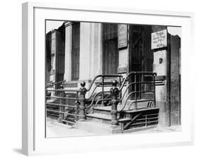 New York Street-Lewis Wickes Hine-Framed Photographic Print