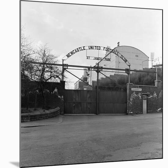 Newcastle United, 1964-Hunter-Mounted Photographic Print