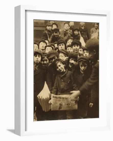 Newsies at the Paper Office, Bank Alley, Syracuse, New York, c.1910-Lewis Wickes Hine-Framed Photo