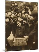 Newsies at the Paper Office, Bank Alley, Syracuse, New York, c.1910-Lewis Wickes Hine-Mounted Photo