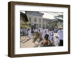 Nguen Thi Minh Khai High School, Ho Chi Minh City (Saigon), Vietnam, Indochina, Southeast Asia-Alain Evrard-Framed Photographic Print