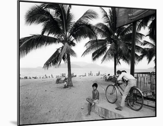 Nha Trang-Raymond Depardon-Mounted Art Print