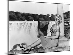 Niagara, 1953-null-Mounted Photographic Print