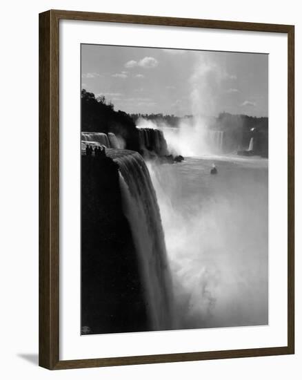 Niagara Falls-null-Framed Photographic Print