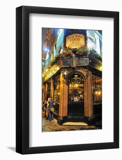 Nicholson Pub, London, South of England, United Kingdom of Great Britain-null-Framed Art Print