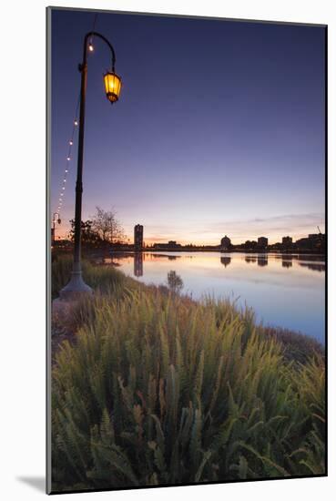 Night Falls at Lake Merritt, Oakland-Vincent James-Mounted Photographic Print