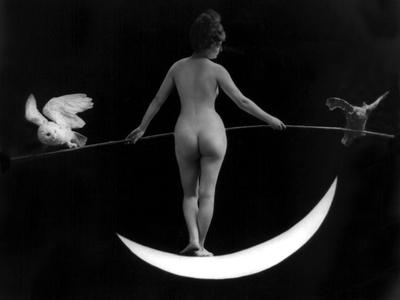 https://imgc.allpostersimages.com/img/posters/night-nude-model-1895_u-L-Q1HOQNV0.jpg?artPerspective=n