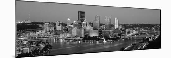 Night, Pittsburgh, Pennsylvania-null-Mounted Photographic Print