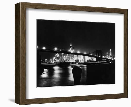 Night View Of Brooklyn Bridge-Bettmann-Framed Photographic Print