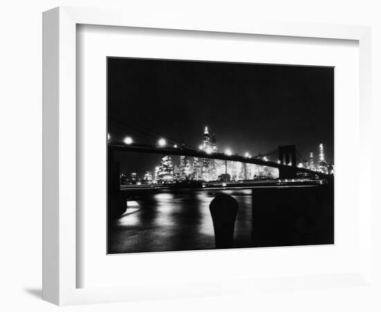 Night View Of Brooklyn Bridge-Bettmann-Framed Photographic Print