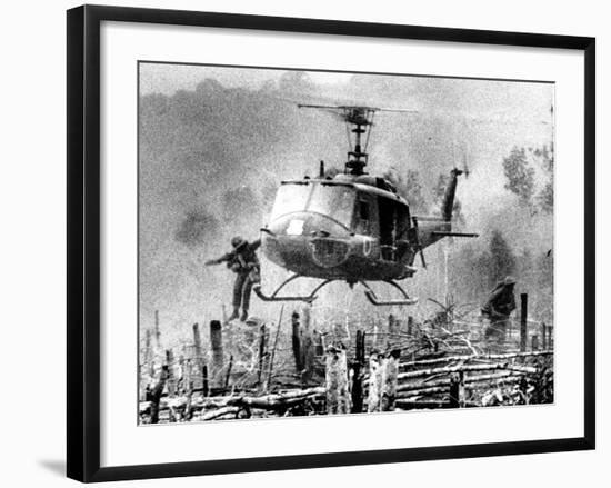 Nightmare Landing Zone-Associated Press-Framed Photographic Print